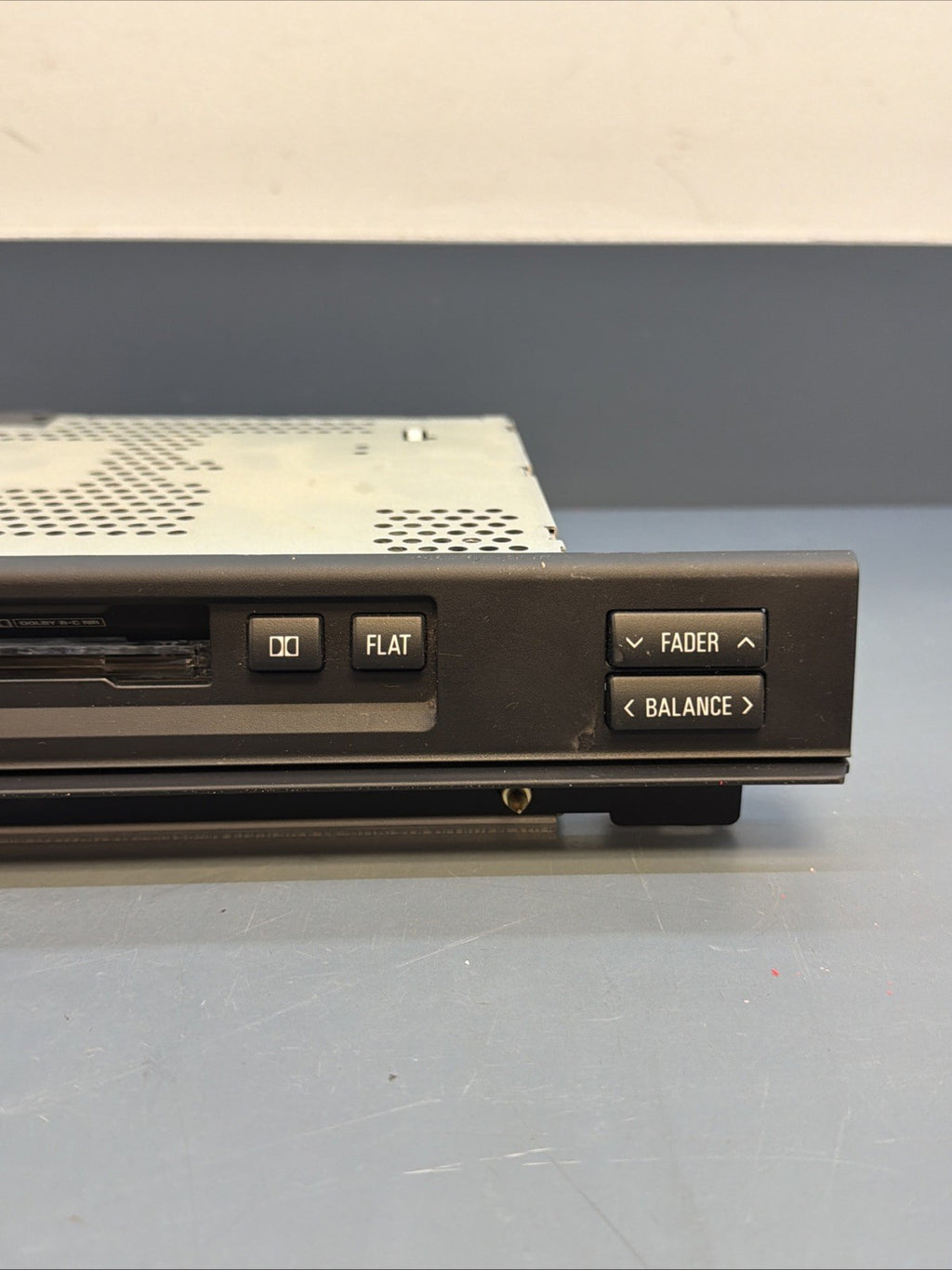 BMW 1995-2006 E39 E53 5 SERIES X5 RADIO CASSETTE PLAYER OEM 8360800