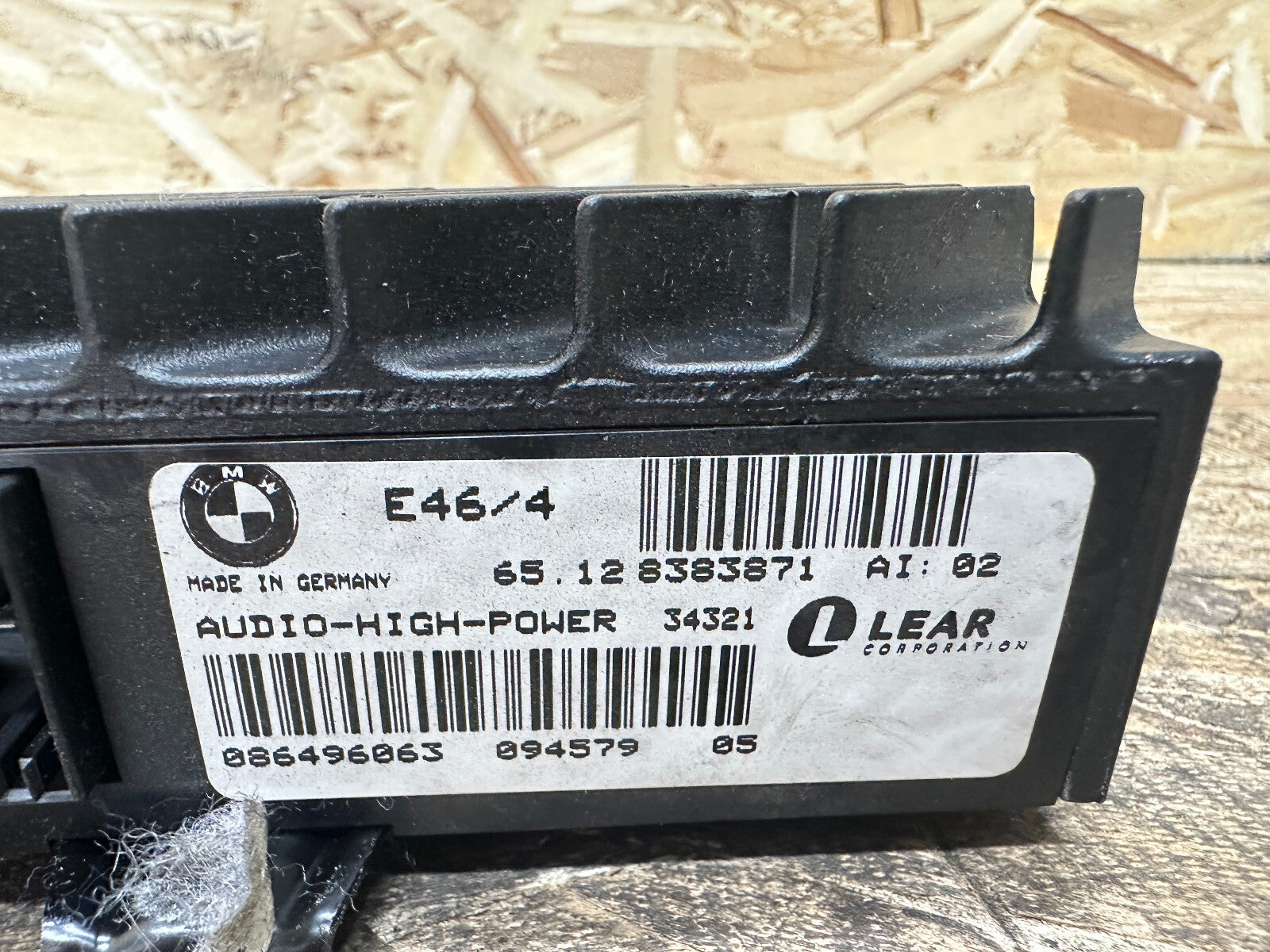 BMW 99-06 E46 3 SERIES LEAR STERIO RADIO AUDIO AMPLIFIER AMP OEM 8383871