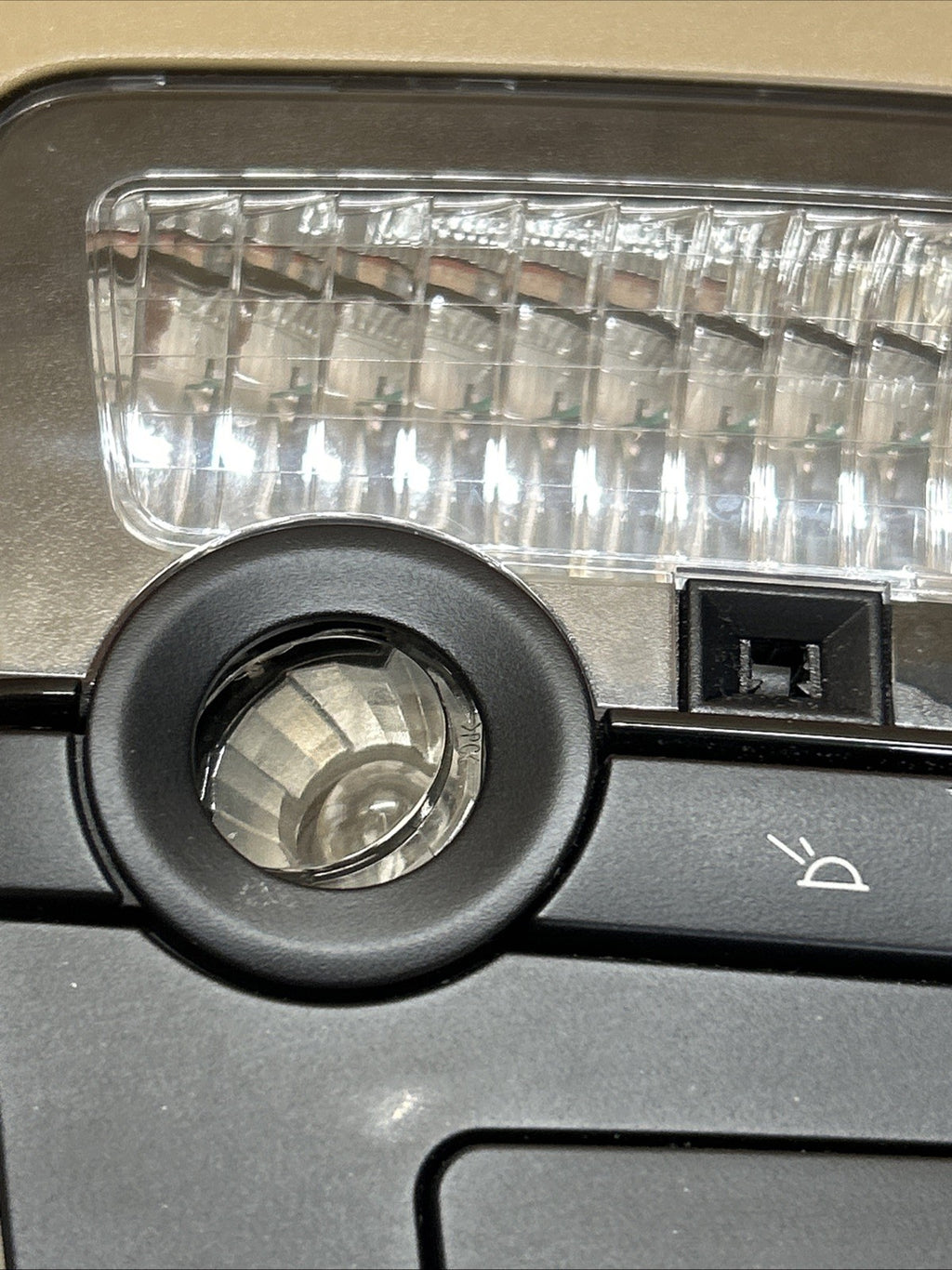 2011-2017 BMW X3 F25 Interior Roof Reading Light Lamp 9245253 BEIGE
