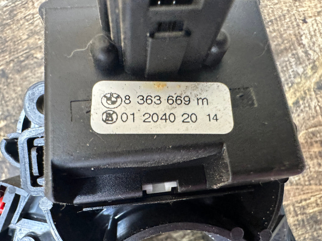 BMW 93-10 3 5 7 SERIES X3 X5 Z4 CENTER WHEEL COLUMN SWITCH CLUSTER OEM 8376445