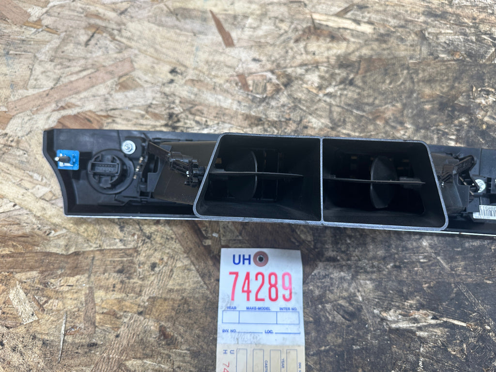 BMW 2004-2011 E90 3 SERIES CENTER RIGHT DASH VENT TRIM ALUMINUM OEM 6982457