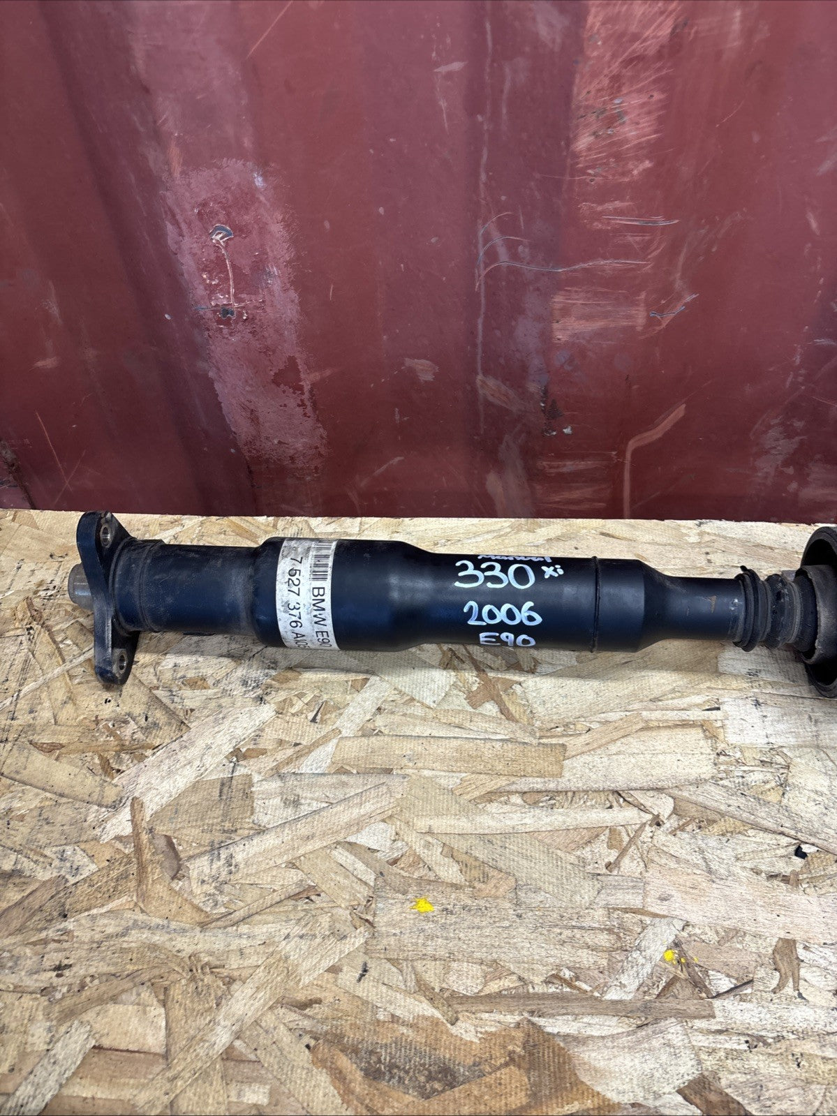 OEM Rear Drive Shaft Prop Drive Shaft For BMW 3 SERIES E90 2610 7527376 AWD