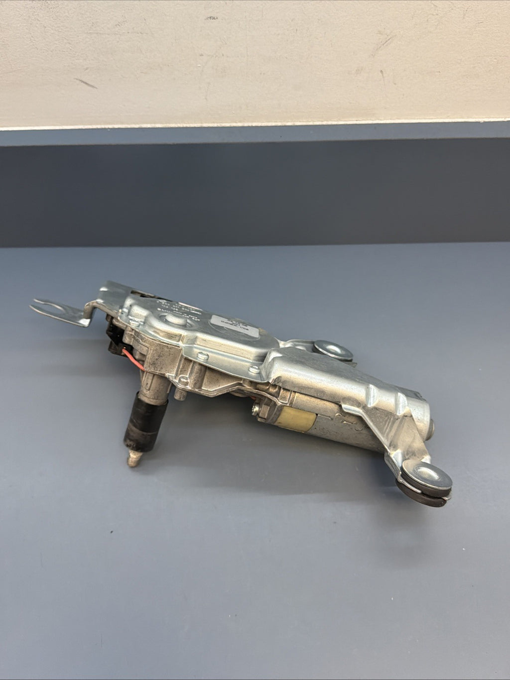 04-10 BMW X3 E83 Rear Windshield Tailgate Wiper Motor OEM 6917907