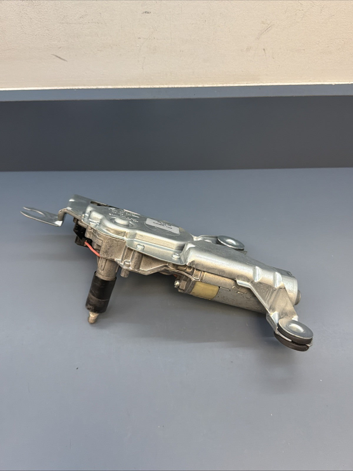 04-10 BMW X3 E83 Rear Windshield Tailgate Wiper Motor OEM 6917907