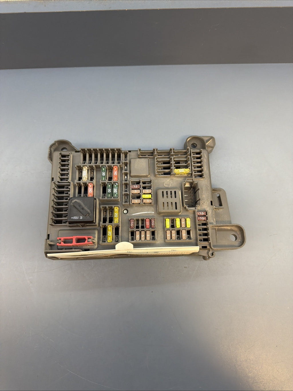 2007-2013 BMW X5 E70 E71 X6 POWER DISTRIBUTION FUSE RELAY BOX 693168704 OEM