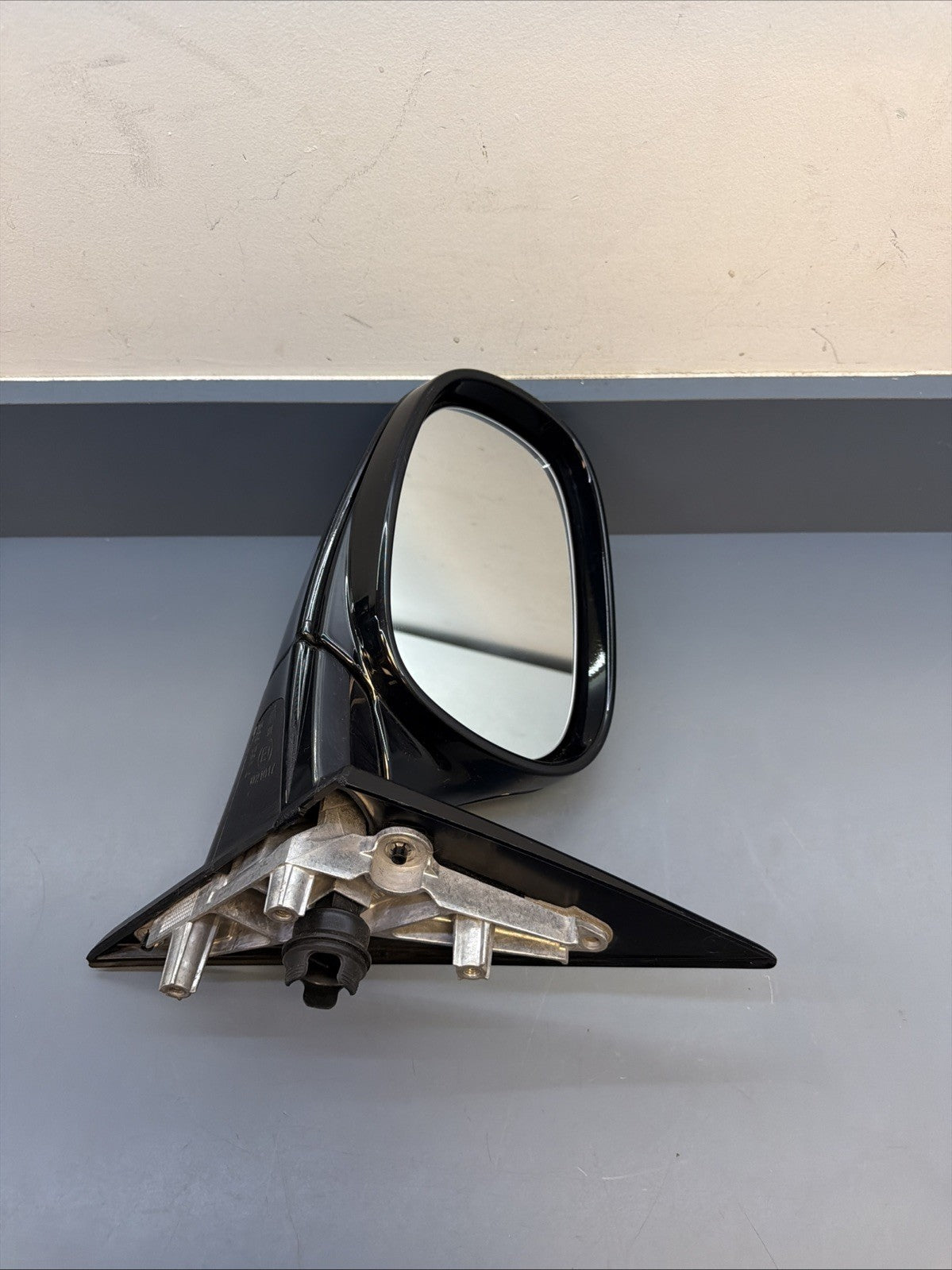 09-11 OEM BMW E90 E91 Sedan LCI Driver Side Mirror Assembly Heated 7182695 BLACK
