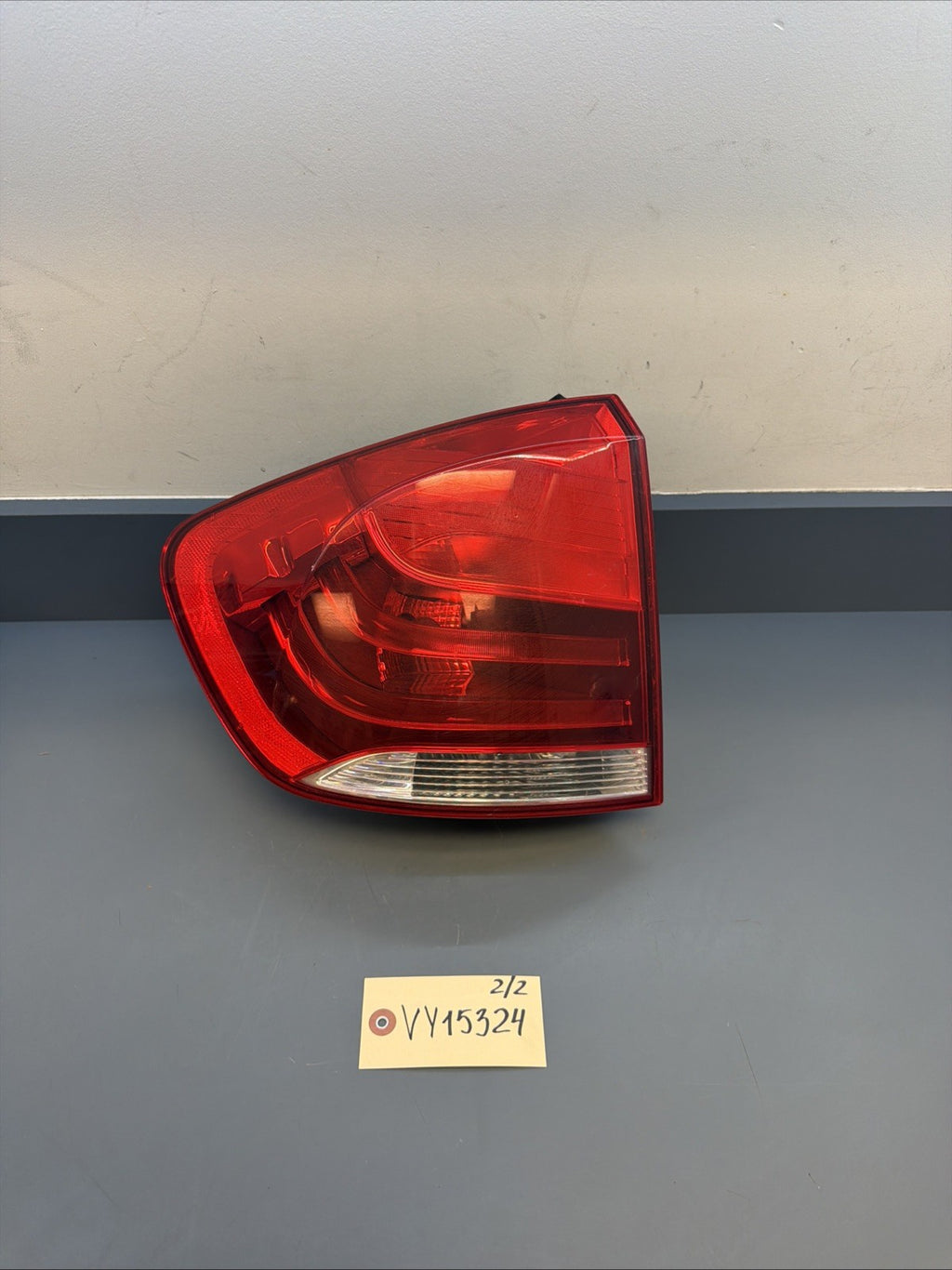 OEM 2012-2015 BMW X1 LH REAR LEFT DRIVERS TAIL LIGHT ASSEMBLY 2990111