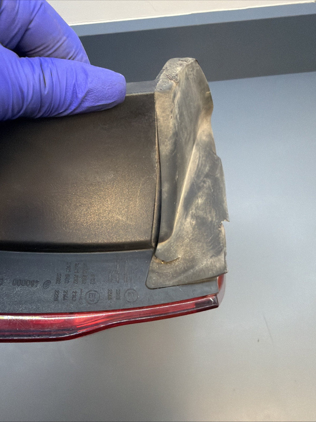 11-13 BMW E92 328i 335i Rear Right Outer Taillight Tail Light Lamp OEM 7251960