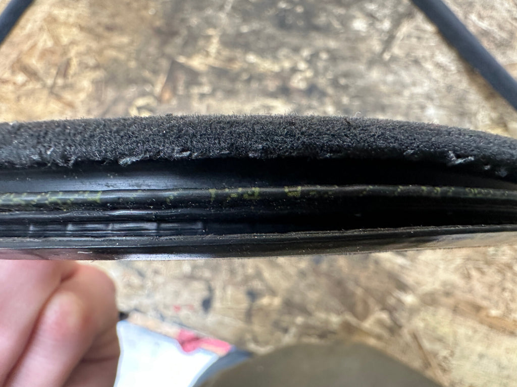 BMW 03-19 E81 F22 E90 F30 F36 1 2 3 4 SERIES F26 X4 BLACK SUN ROOF SEAL 8036477