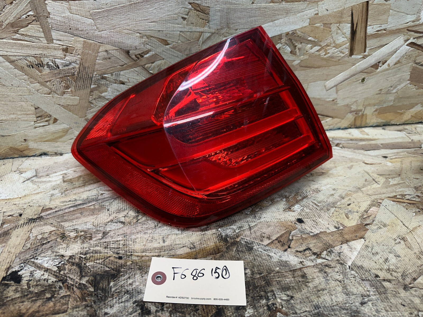BMW 2011-2015 F30 3 SERIES LEFT DRIVER SIDE TAIL LIGHT SET OEM 7372785/7371111