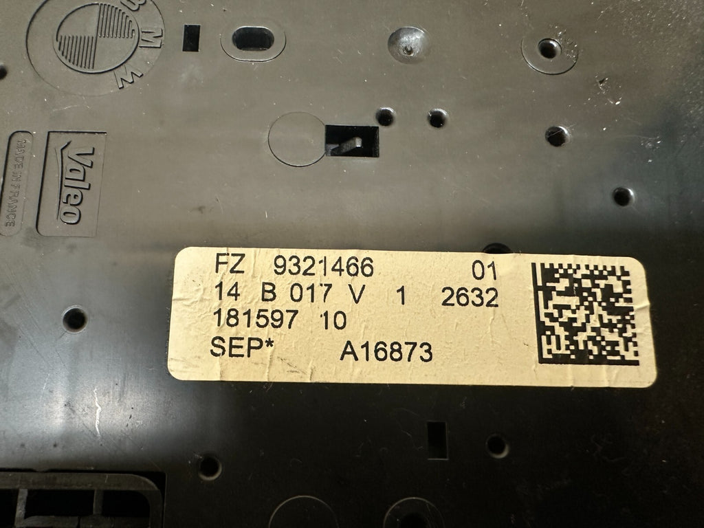 BMW 2010-2019 F30 F25 F32 OVERHEAD DOME LIGHT SUNROOF SWITCH GRAY OEM 9321466