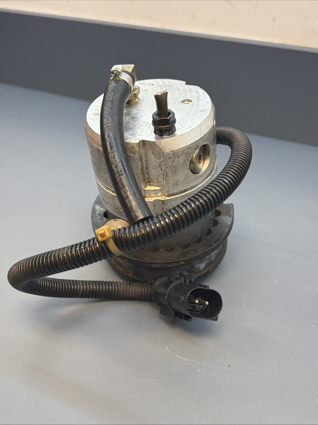 2000-06 BMW E46 325 330 M3 ABS DSC Brake Stability Dynamic Compressor 1166086
