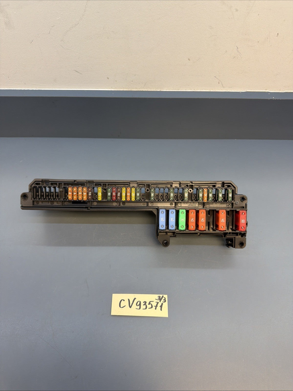 06-10 BMW M6 E64 E63 Fuse Relay Box Junction Distribution Dash 6957330 OEM