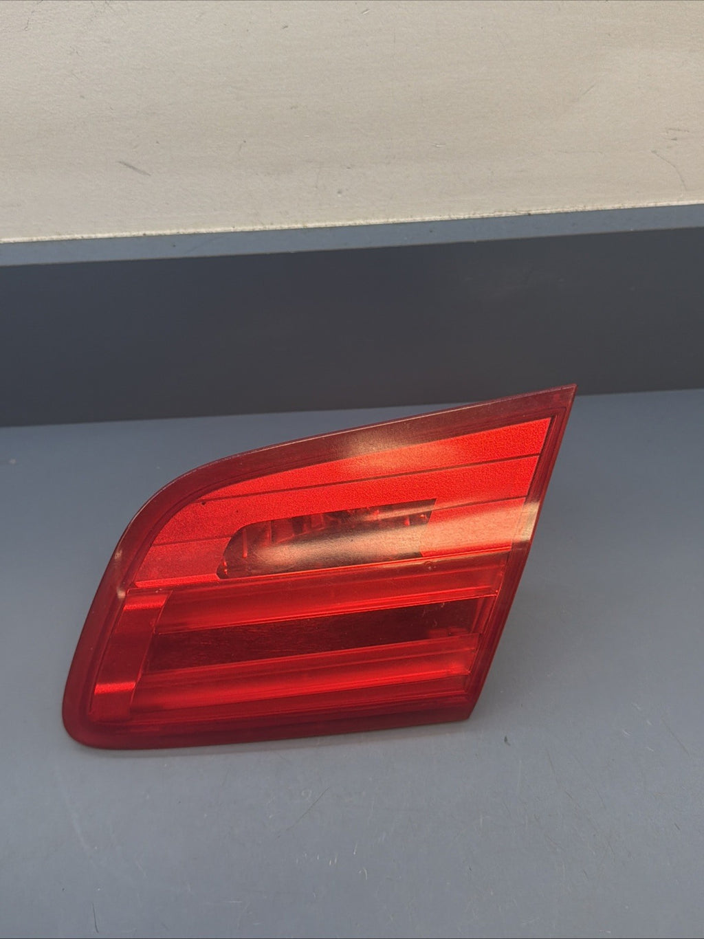 2011-2013 BMW 328i 335i M3 E92 Coupe Right Tail Light LCI 7252780 OEM *NOTE*