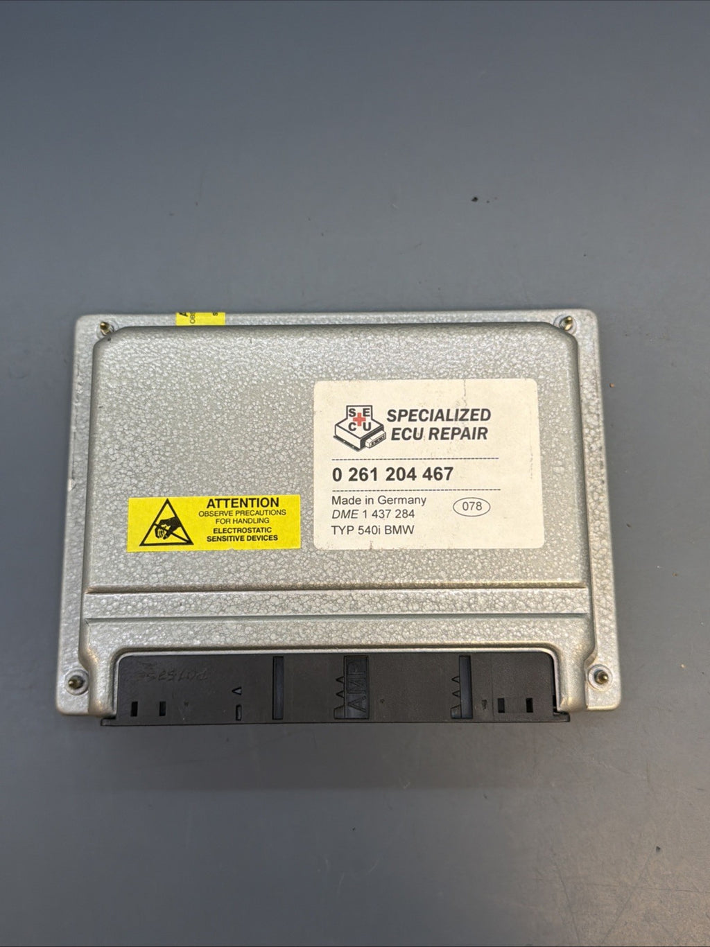 97-98 BMW E39 E38 540i 740I ECU Engine Control Unit Module 1437284 OEM