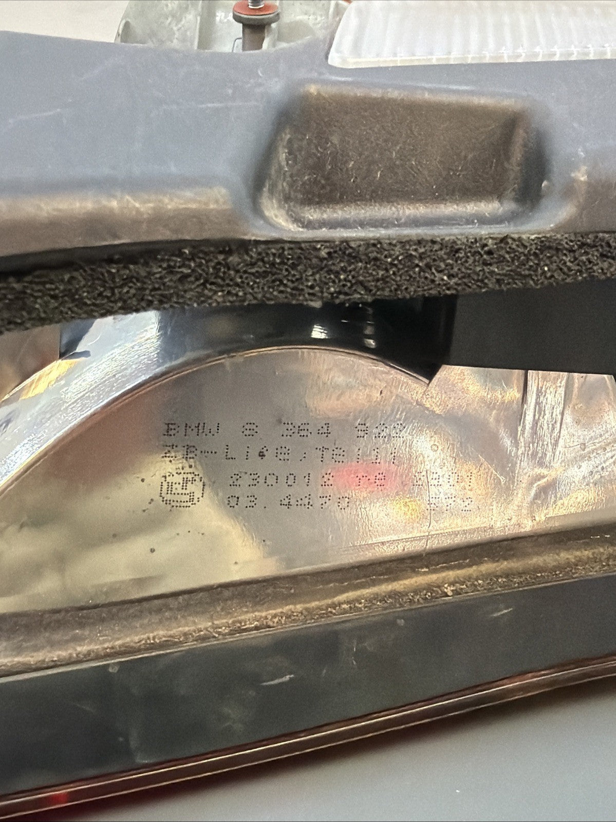 1999-2001 BMW 320i 323i 325i Sedan Right Passenger OEM 8364922 Tail Light