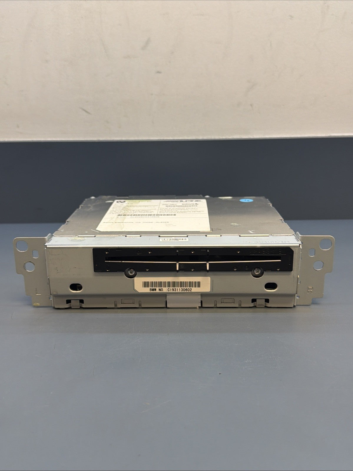 2013-2015 BMW X3 F25 STEREO RADIO RECEIVER CD - 9311306 OEM