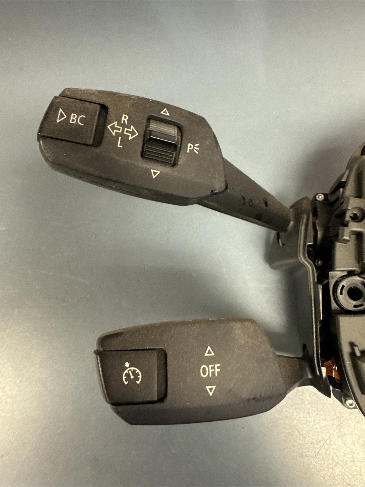 2008-2013 BMW 128i 135i Turn Signal Wiper Column Switch 9122509 OEM Used