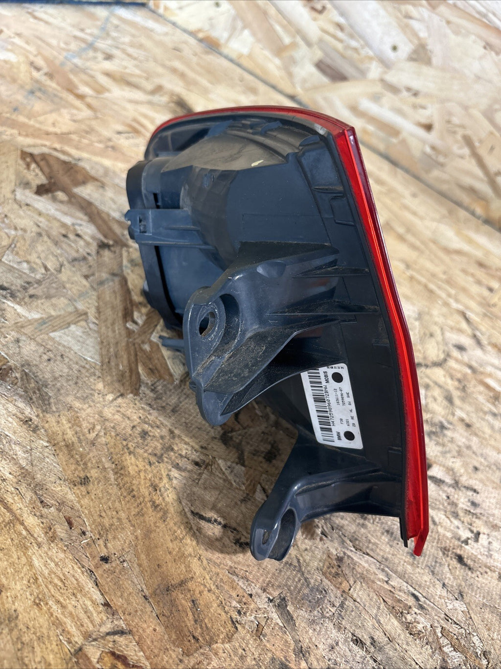 7259896 | 2012 - 2015 BMW 3 Series 320i 328i 335i OEM Passenger Taillight Right