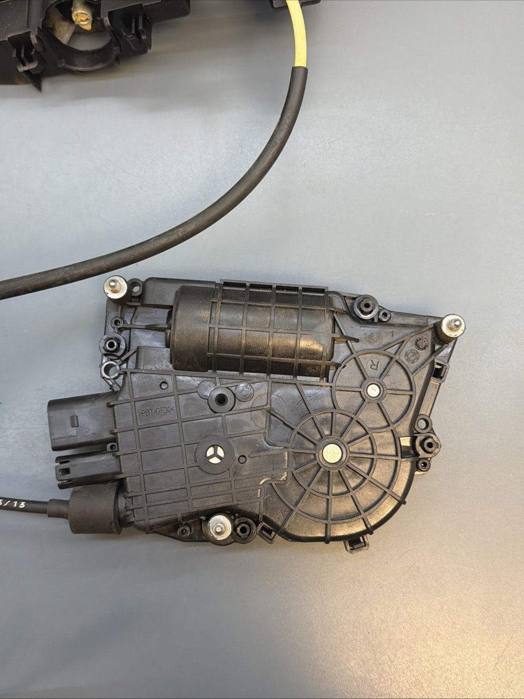 BMW F10 550I 535I M5 (11-16) OEM FRONT LEFT DRIVER DOOR LOCK SOFT CLOSE 7185689