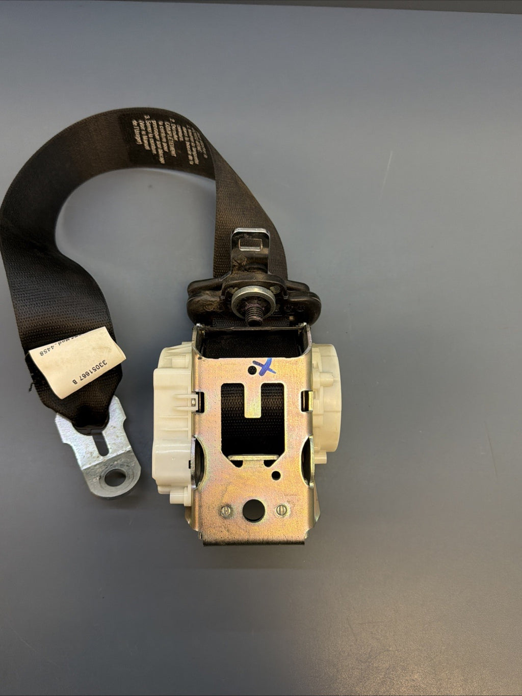 03-10 BMW E63 E64 645 650 M6 REAR LEFT or RIGHT SEAT BELT CONVERTIBLE 34003266