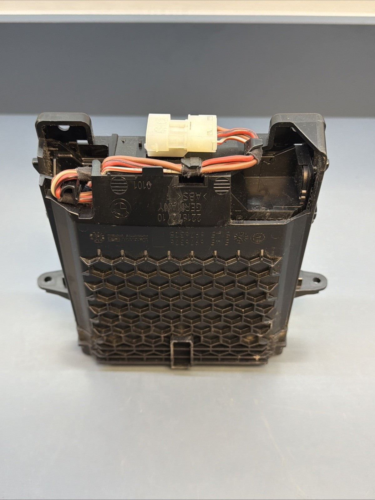 08-10 BMW 5 SERIES E60 FRONT CENTER CONSOLE ASHTRAY STORAGE 6976376 OEM