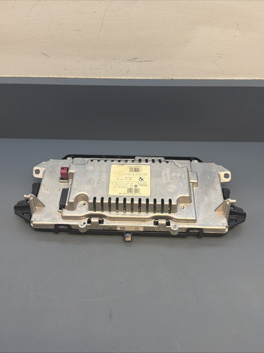 12-15 BMW X1 E84 8.8" CID RADIO DISPLAY SCREEN OEM 2448148