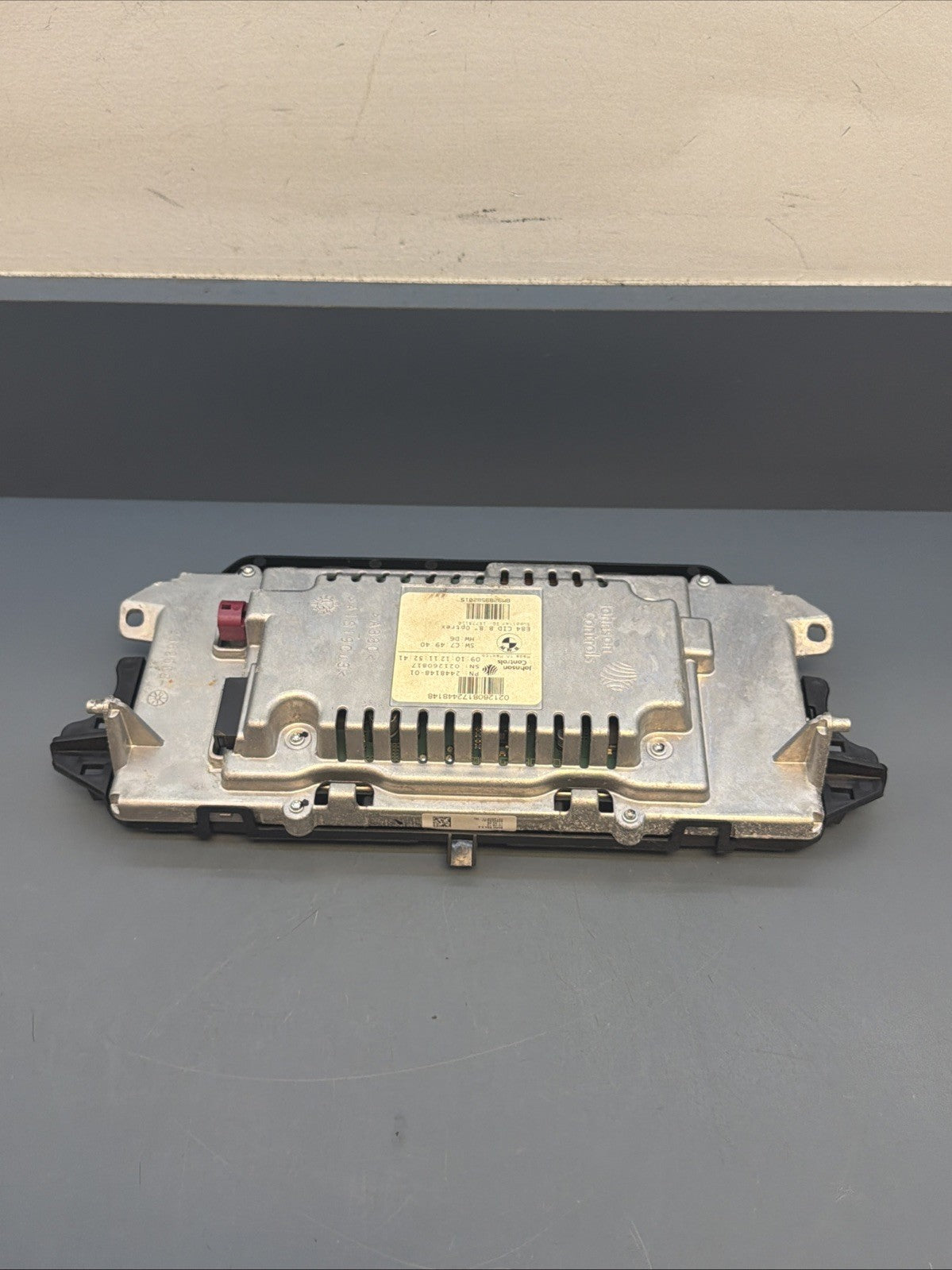 12-15 BMW X1 E84 8.8" CID RADIO DISPLAY SCREEN OEM 2448148