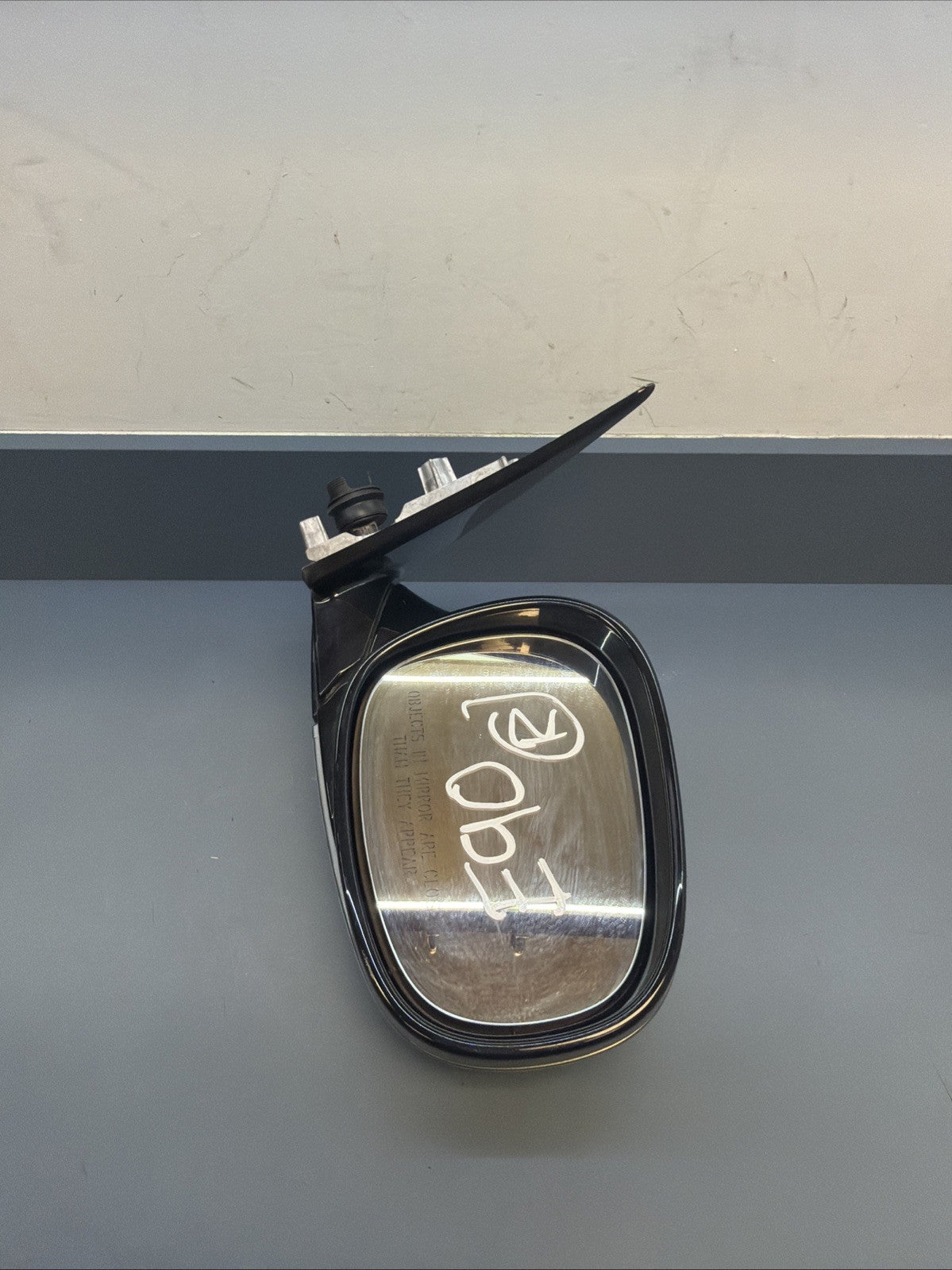 09-11 BMW E90 328i 335d Front Right Passanger Side Mirror Assembly 7182695 OEM