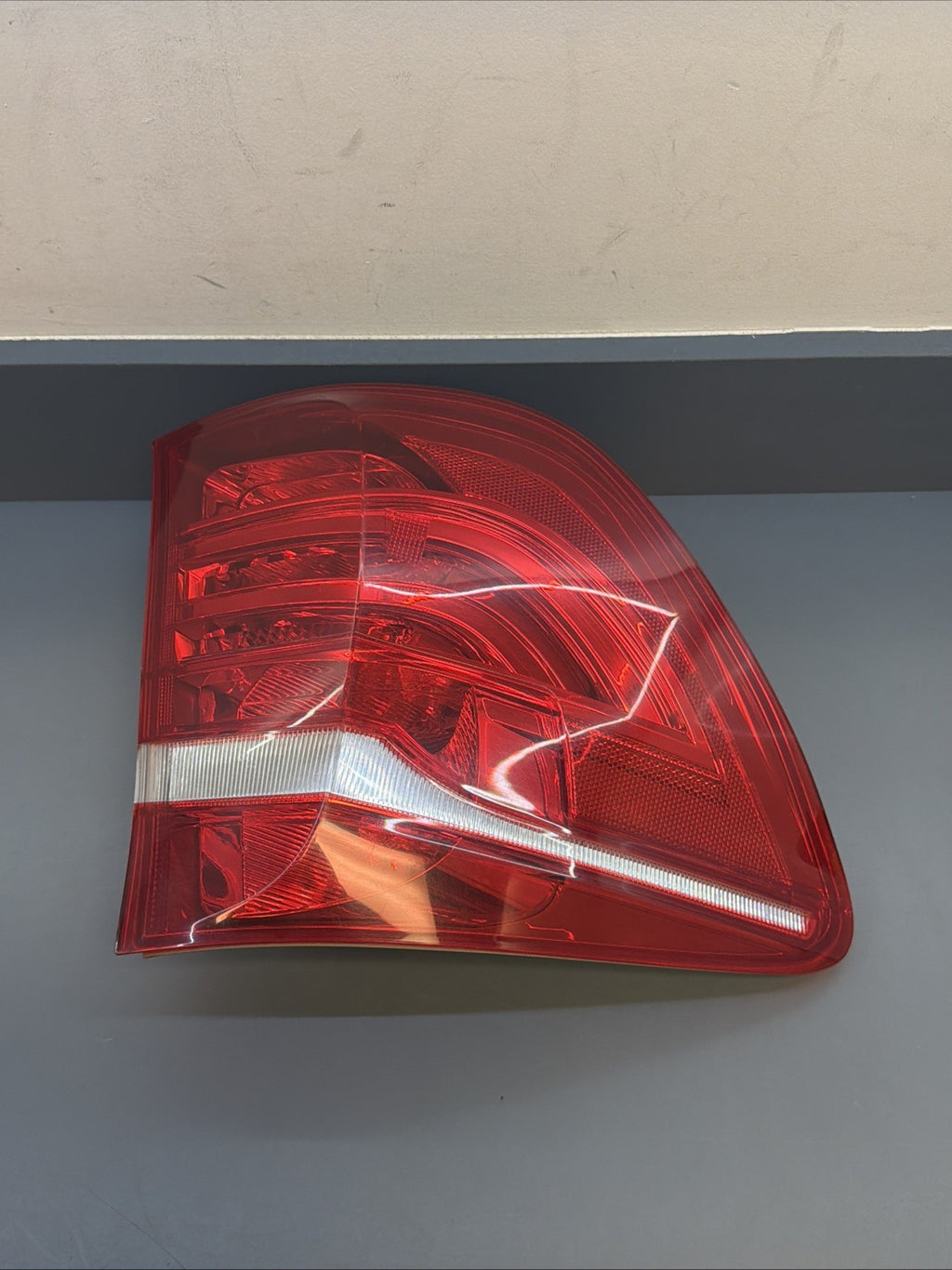2011-2017 BMW X3 Driver Tail Light Quarter Mounted Headlamps OEM 7220239