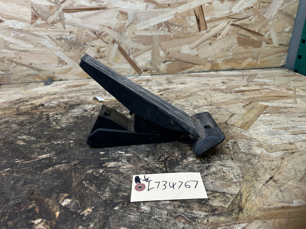 BMW 2011-2017 F25 X3 E90 F10 GAS ACCELERATOR THROTTLE PEDAL OEM 6852644