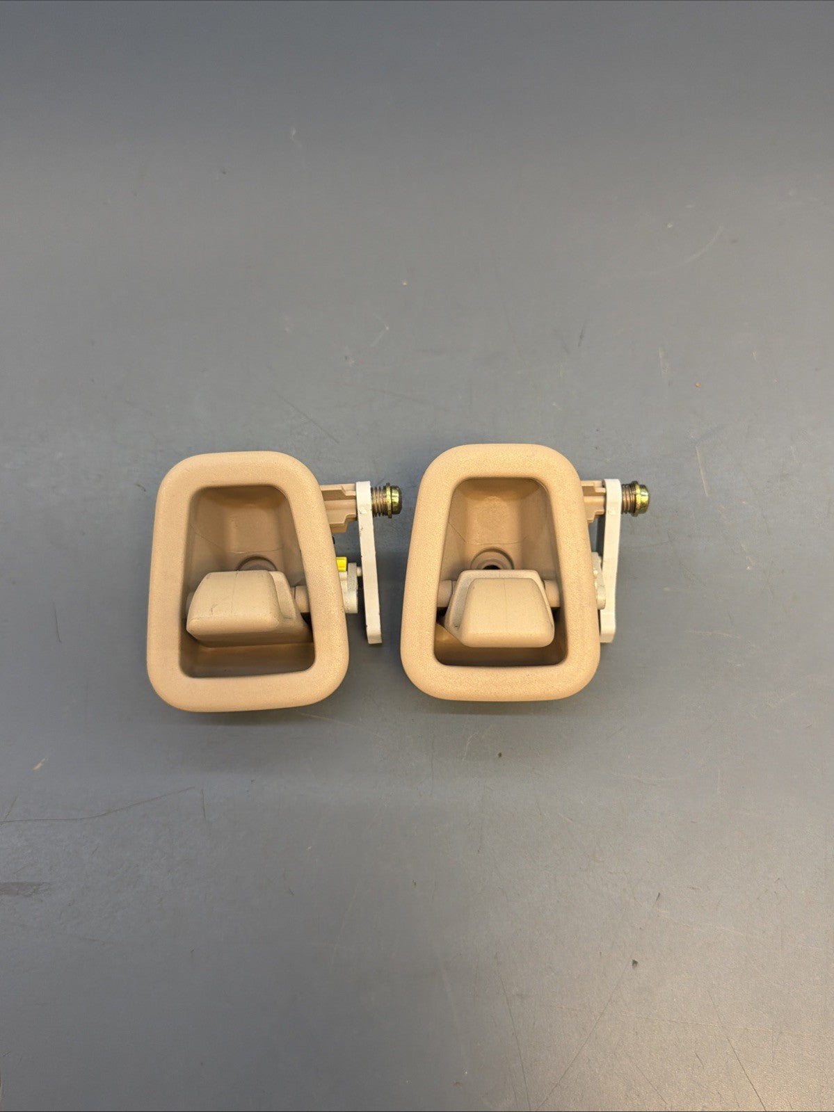 01-11 BMW E46 E92 COUPE 325CI 330CI M3 LEFT & RIGHT ROOF HANGER HOOK 7008000