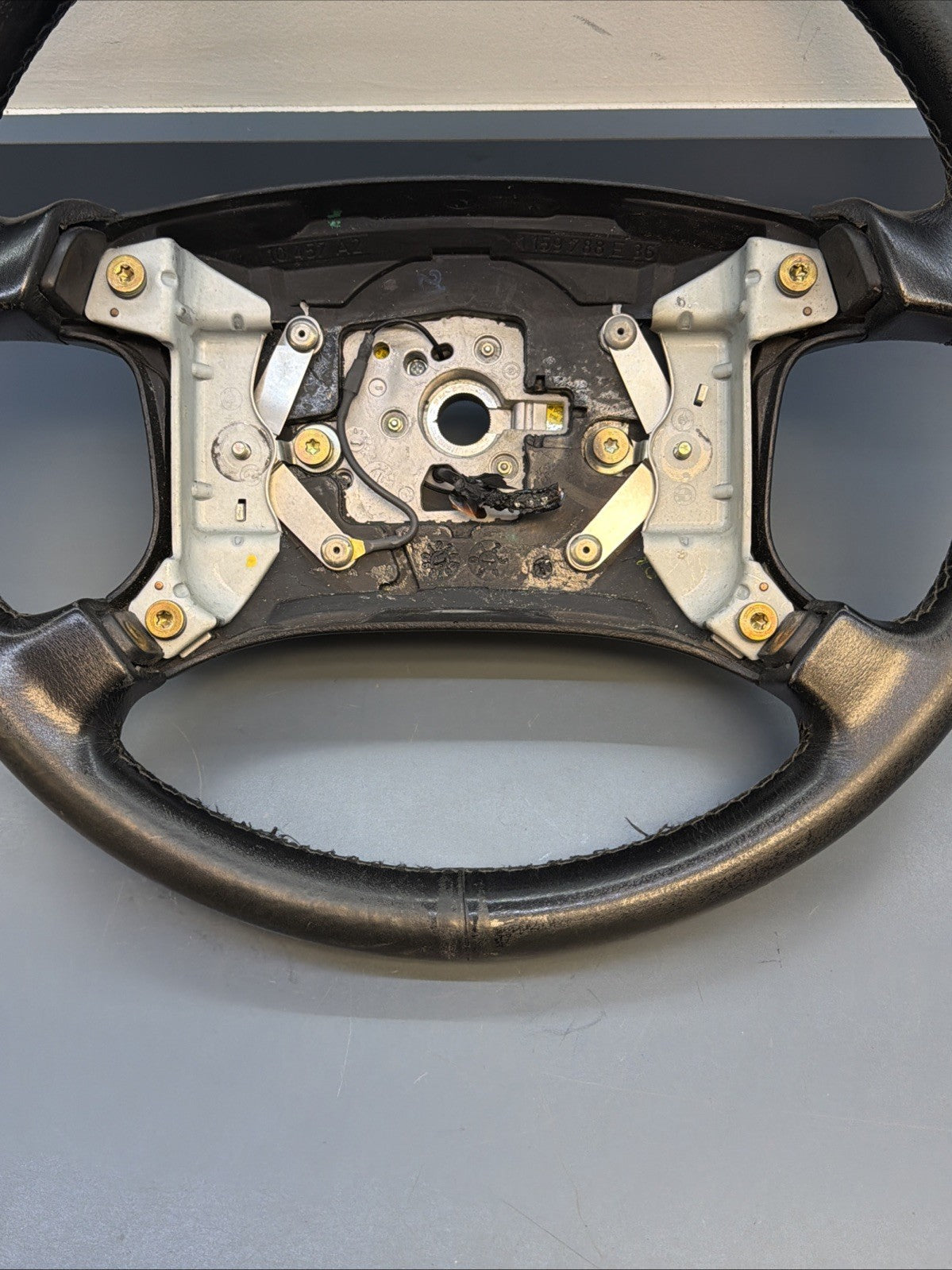 92-99 Bmw E36 3 Series Front Driver Side Black Leather Steering Wheel 1159788
