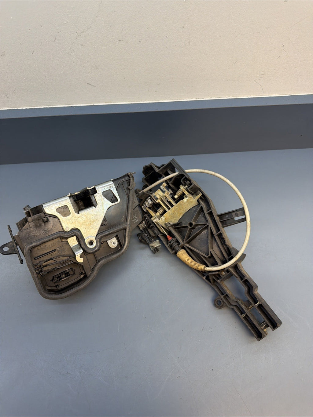 12-18 BMW F30 328i 335i Rear Left Side Door Lock Latch Actuator 7229459