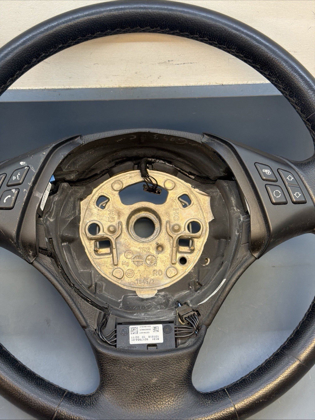 BMW 2006-2012 E90 E9X 3 SERIES BLACK LEATHER STEERING WHEEL OEM 3375E901