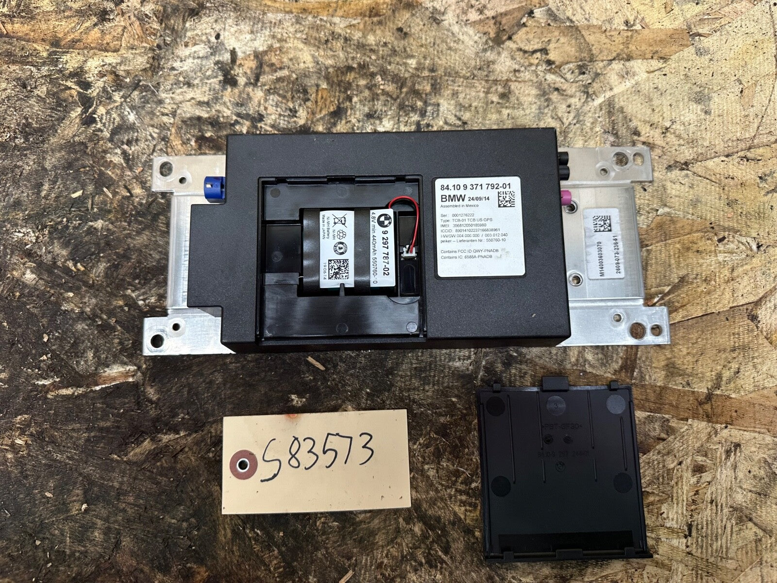 BMW F30 12-19 REAR TELEMATICS COMMUNICATION CONTROL UNIT OEM BMW 9371792 01/02