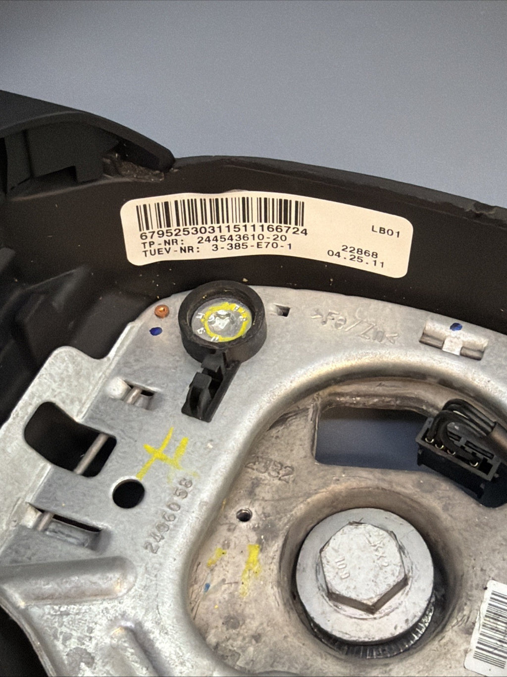 2007-2013 BMW X5 (E70) DRIVER HEATED STEERING WHEEL ASSEMBLY W/SWITCHES 9217866