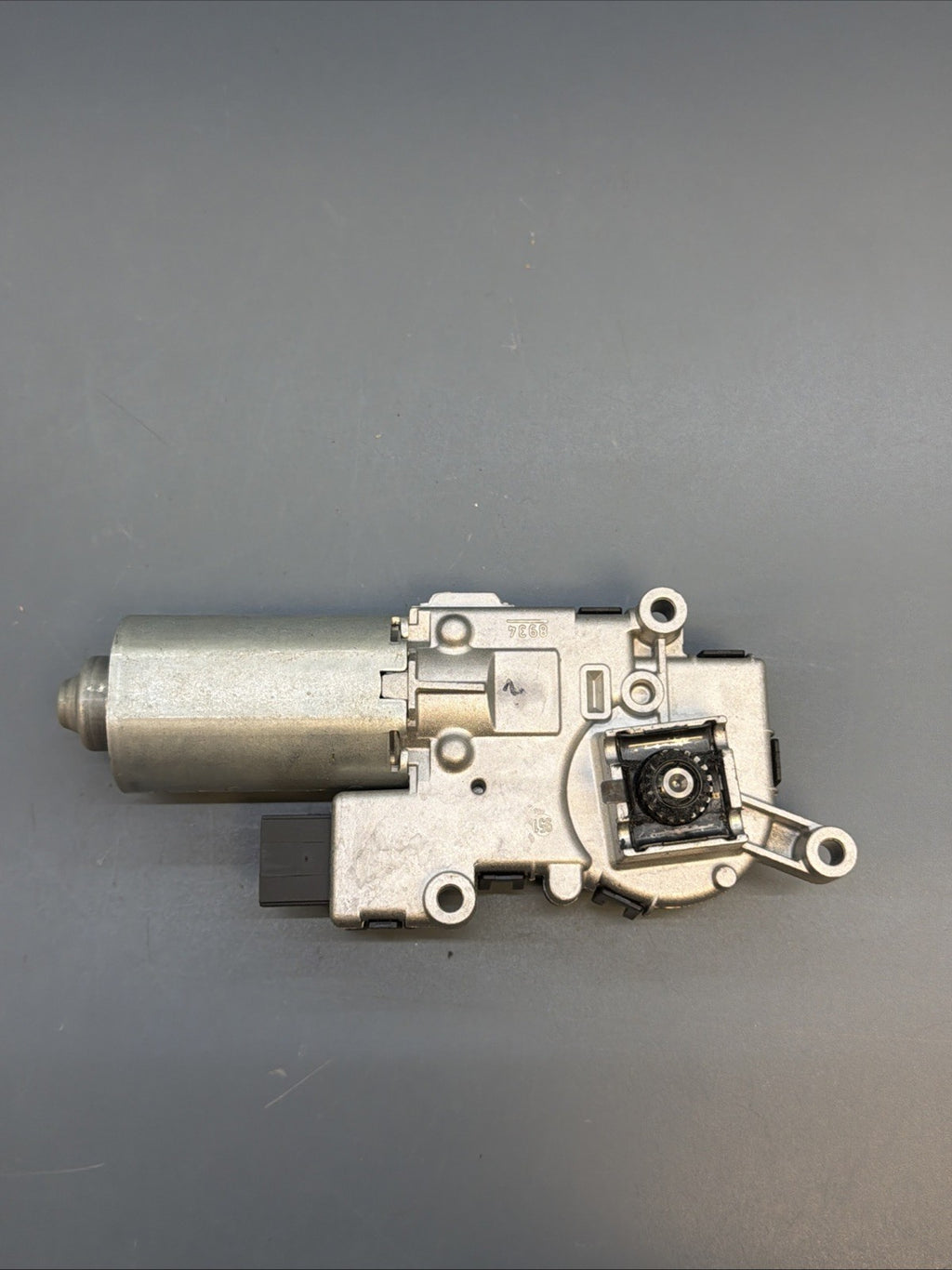 2007-2013 BMW E70 X5 Sunroof Motor Drive Unit OEM 6922652