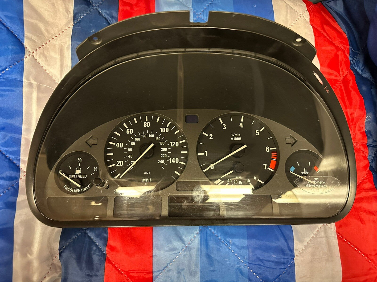 97-03 BMW 525i 530i 528 E39 SPEEDOMETER INSTRUMENT GAUGE CLUSTER OEM 87001313