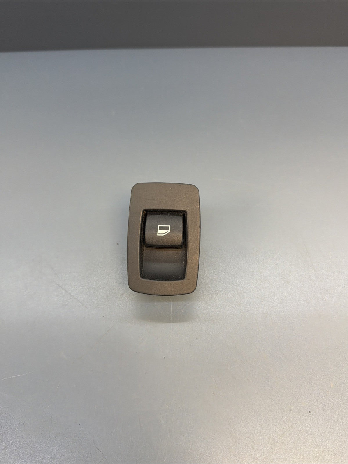 BMW E90 E92 WINDOWN LIFTER CONTROL SWITCH BLACK OEM 6945874