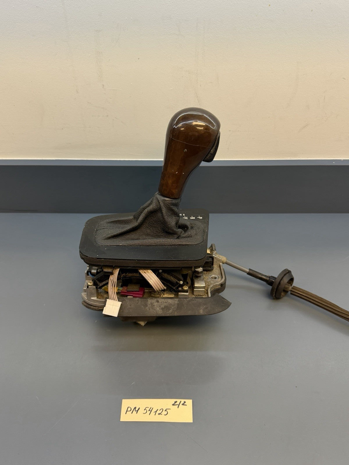 2000-2006 BMW 3 SERIES AUTOMATIC TRANSMISSION SHIFTER 1422277