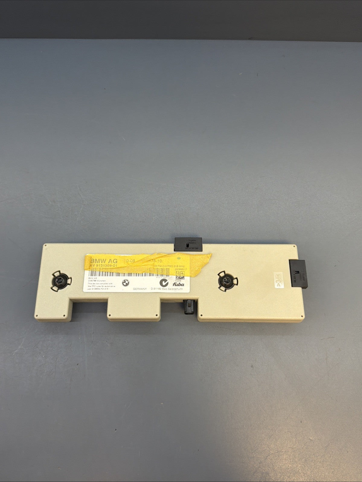 2006 - 2011 BMW E92 E90 328i 325i 330i Antenna Amplifier Module OEM 9131369