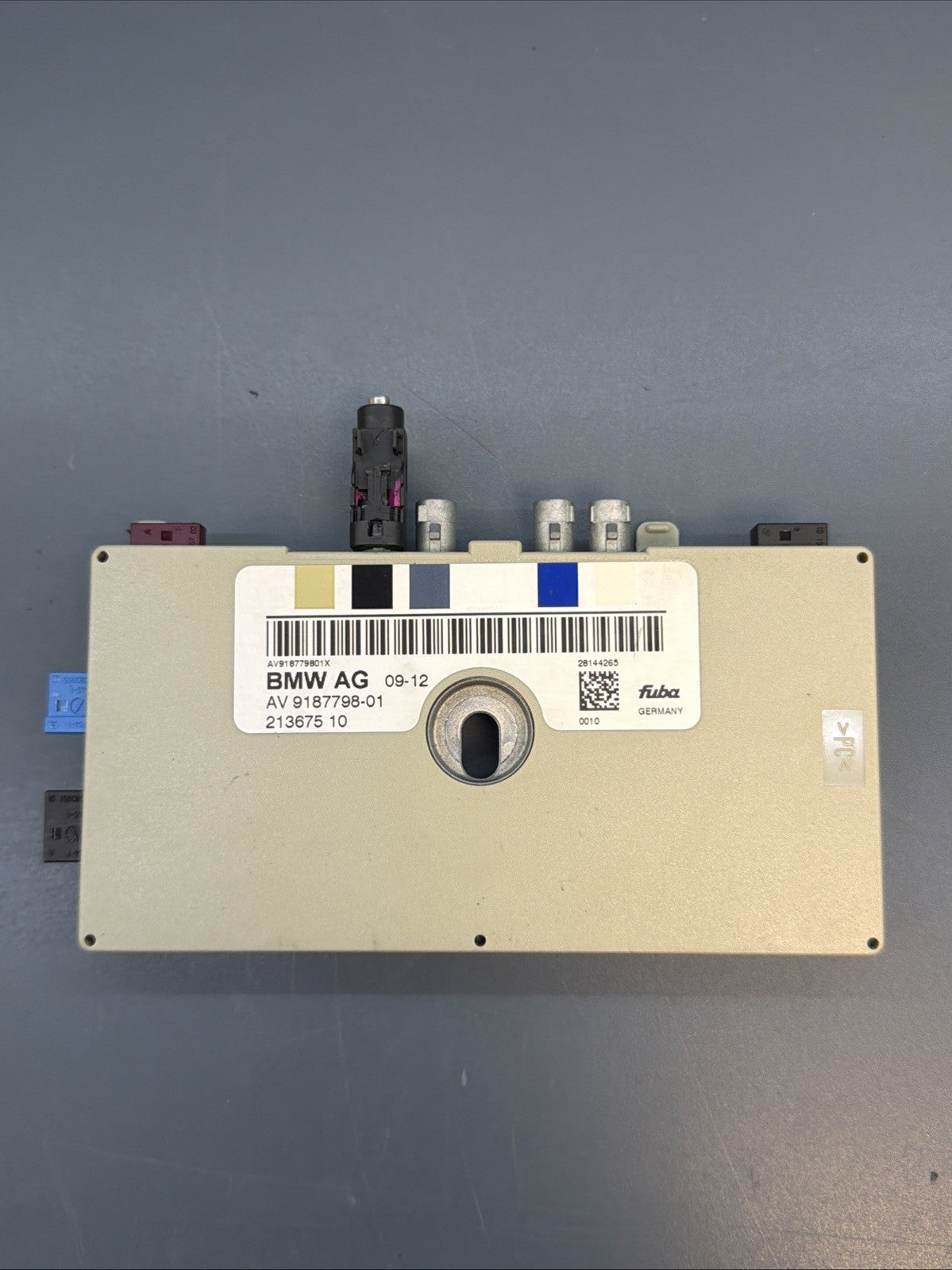 07-13 OEM BMW E93 Convertible Radio Diversity Antenna Amplifier Module 9187798