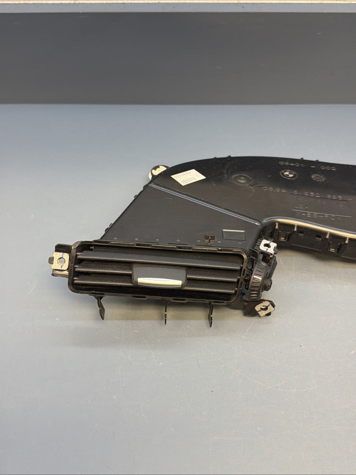 2011-2013 BMW X5 Left B Pillar Air Vent 6952693 OEM