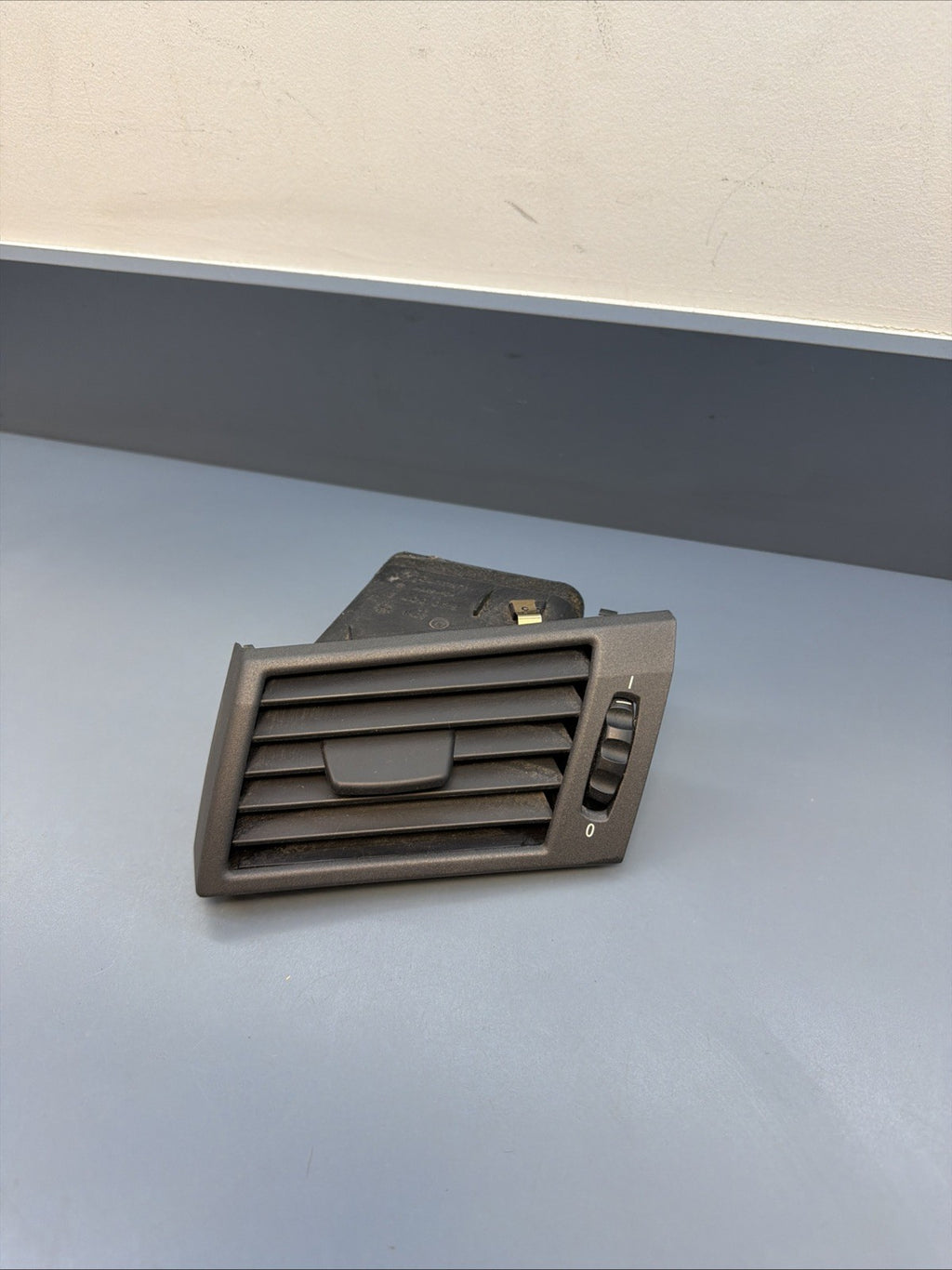 2003-2010 BMW X3 E83 Left Driver Side Air A/C Vent BLACK OEM 3400075