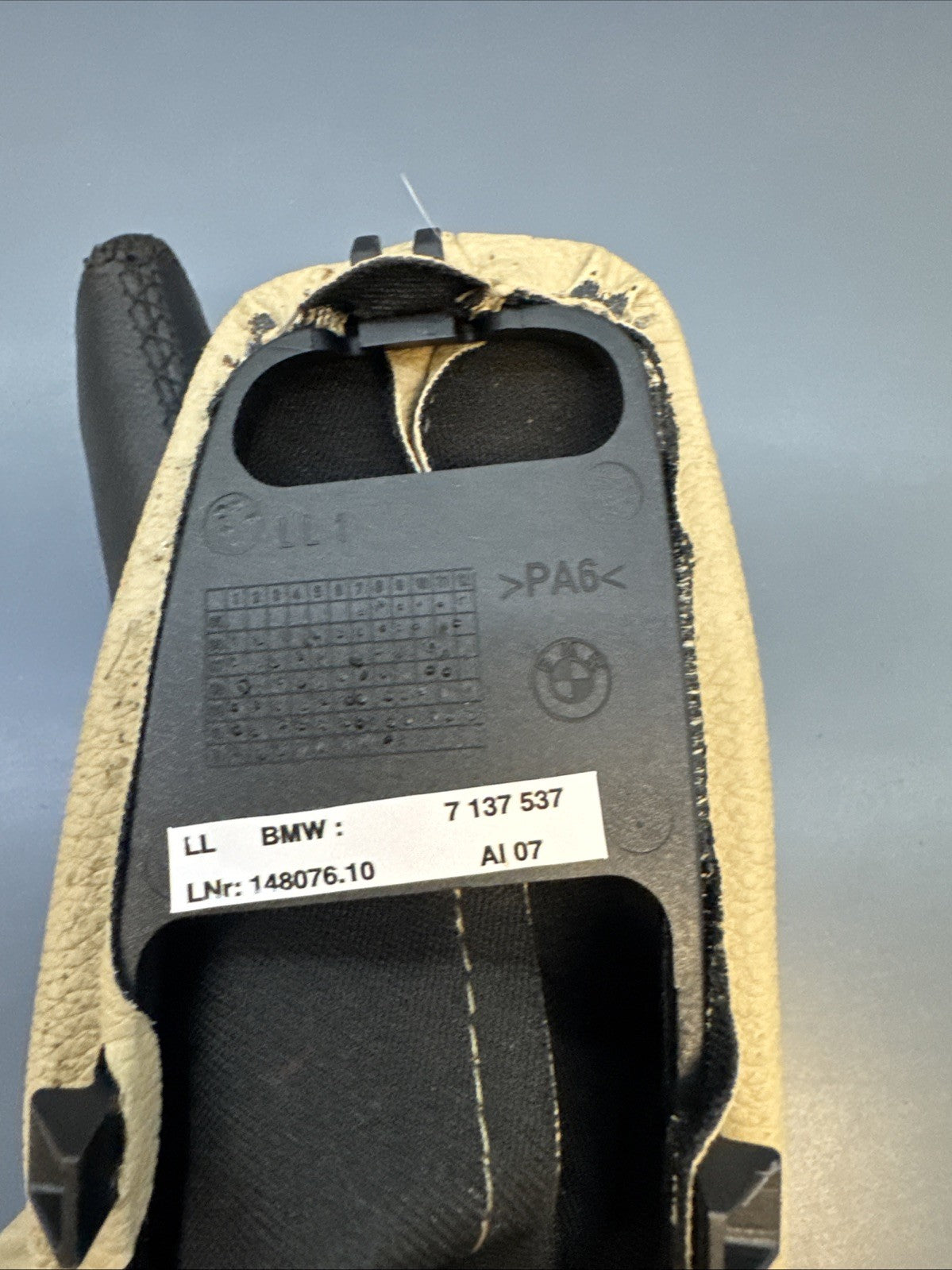 06-13 BMW E90 E92 E93 3 Series E Brake Handle Leather Cover 7137537 Oem