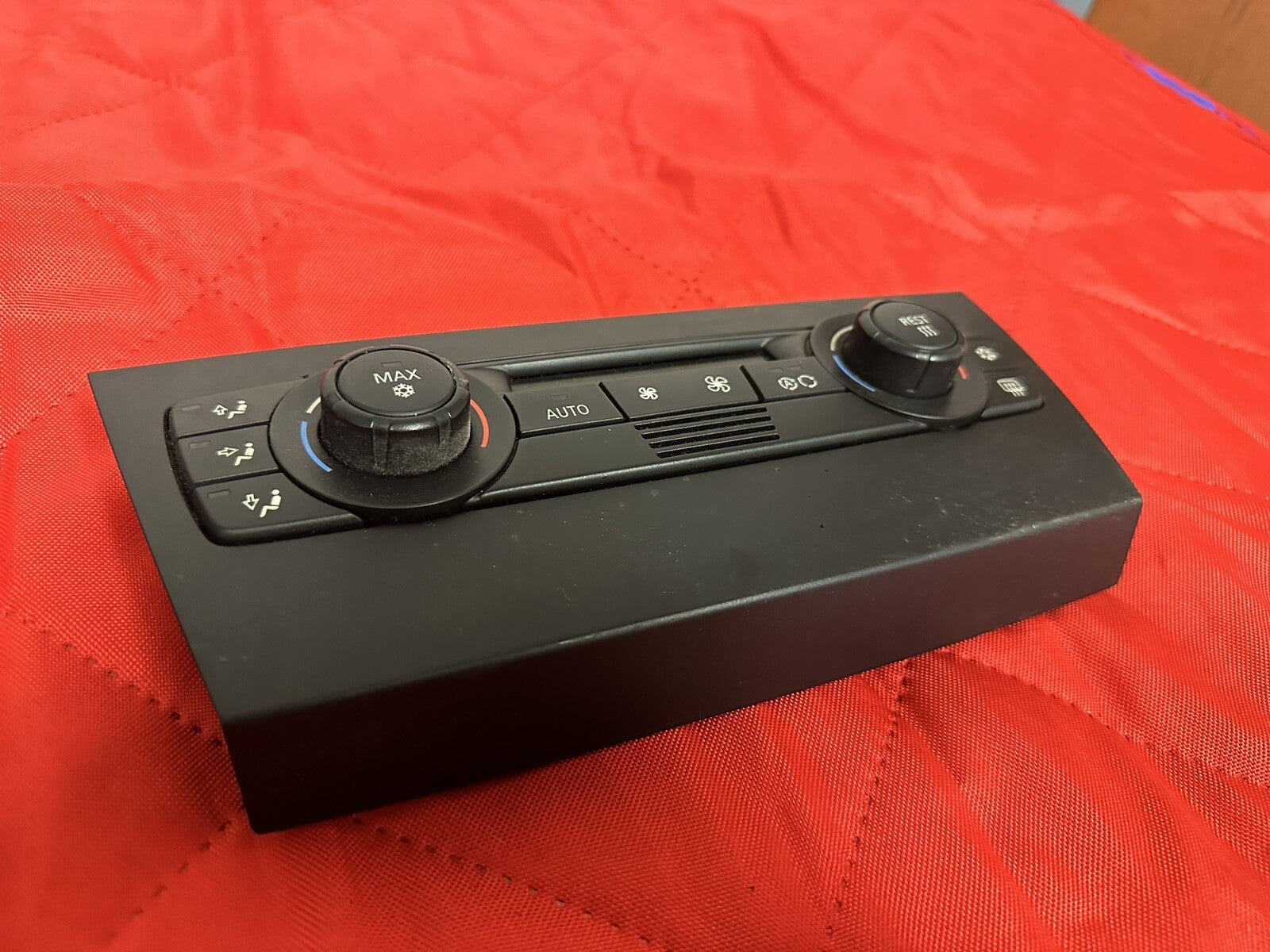 06-11 BMW E90 E91 3-SERIES CLIMATE CONTROL A/C HEATER CONTROL UNIT OEM 6983944