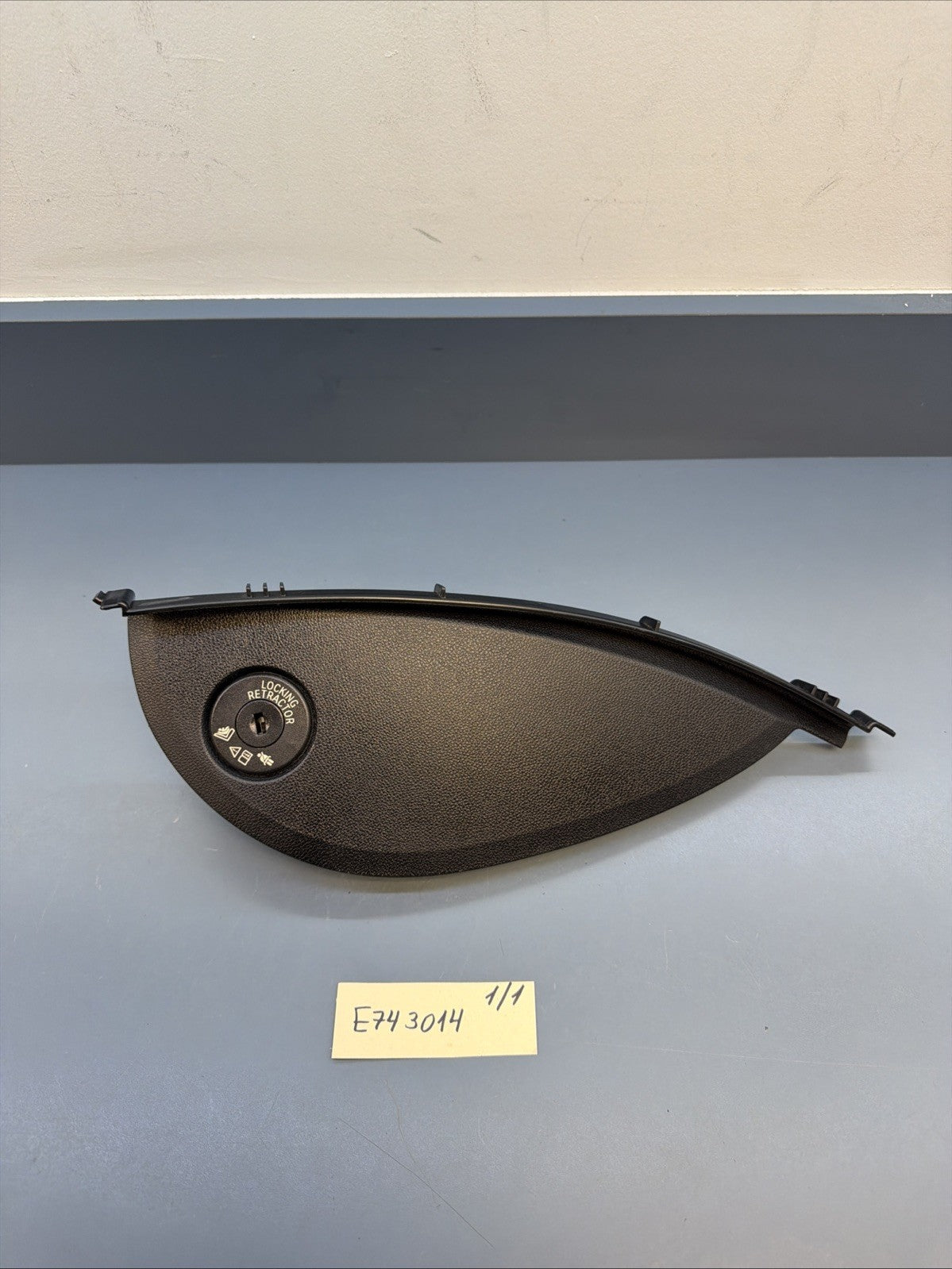 07-13 BMW E93 M3 335i 328i RIGHT PASSENGER DOOR SIDE COVER TRIM 7123734 OEM