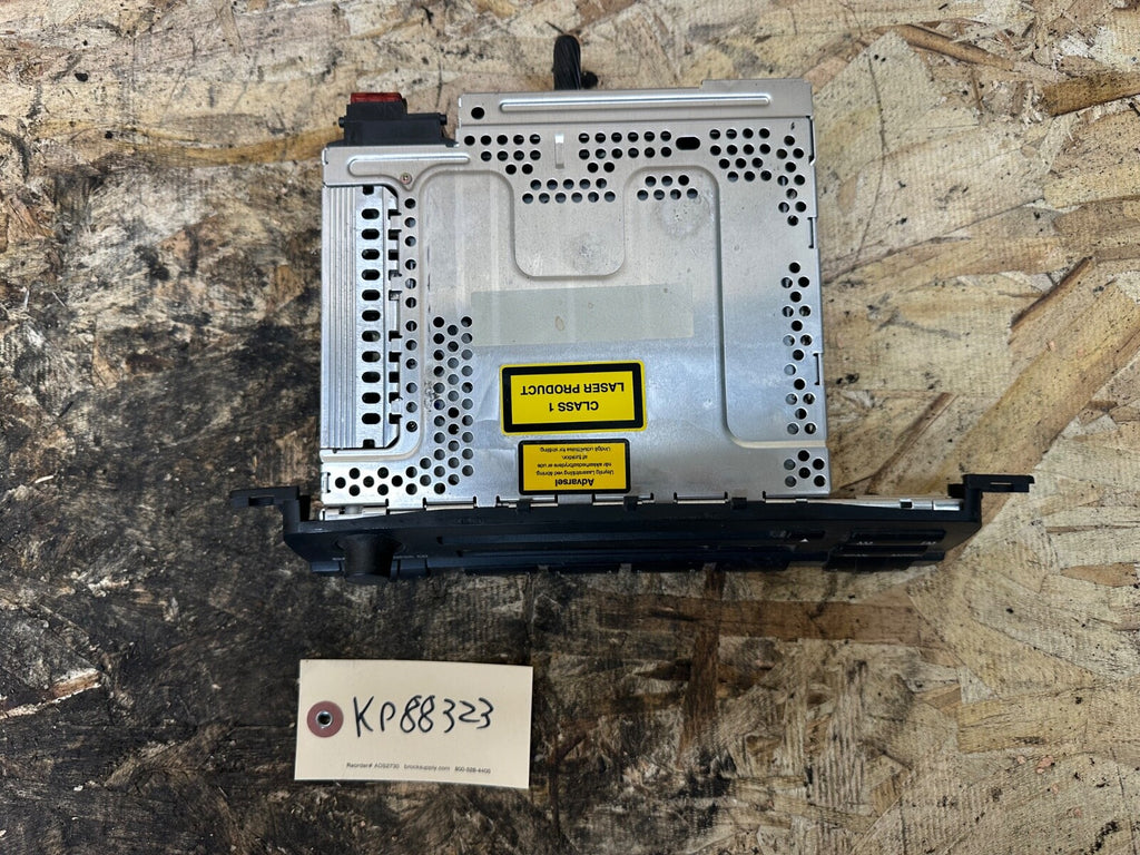 BMW E46 CENTER CONSOLE CD/RADIO STEREO RADIO PLAYER OEM BMW 6941505
