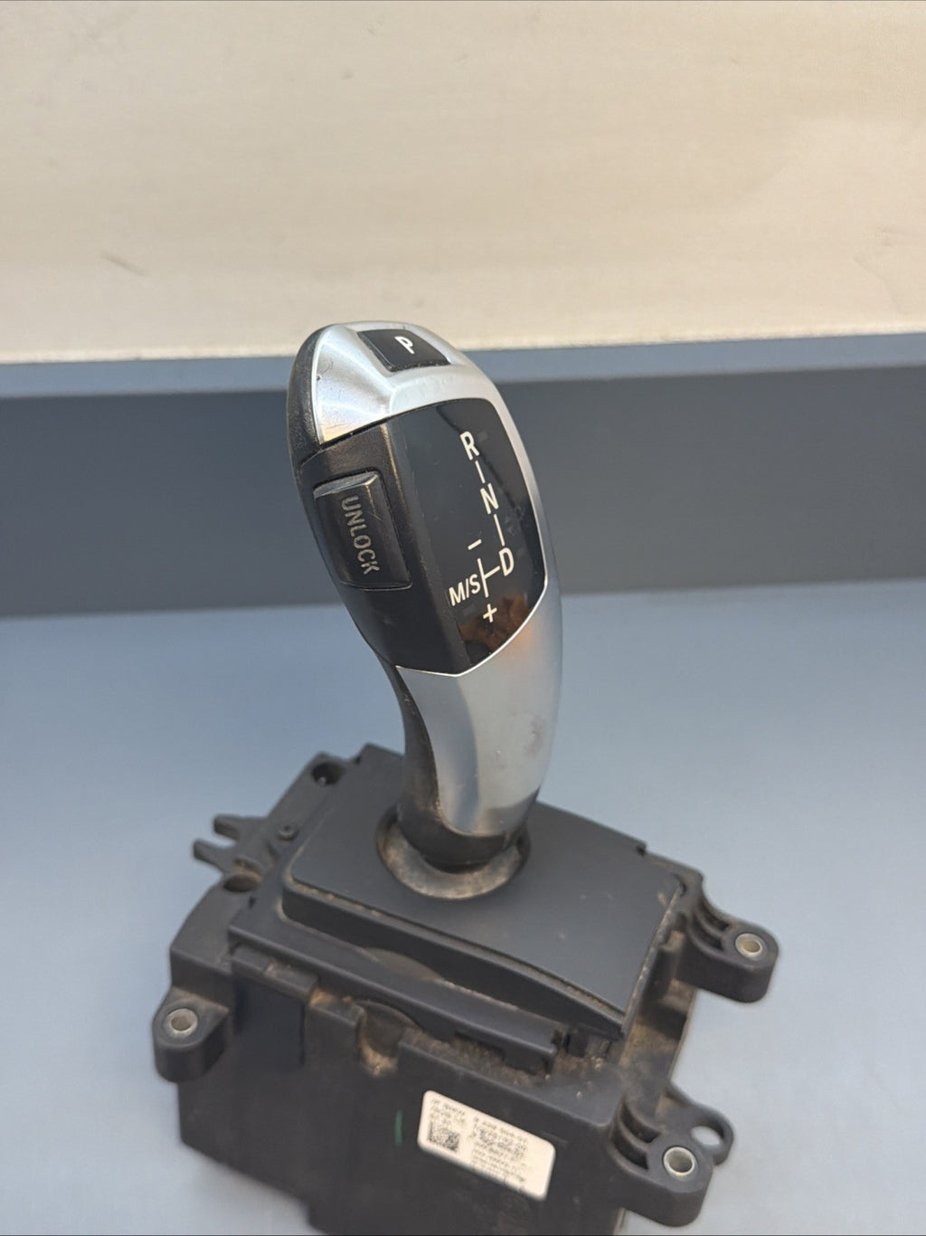 11-16 BMW 5 7 SERIES AUTOMATIC GEAR SHIFTER SELECTOR SHIFT KNOB OEM 9239504